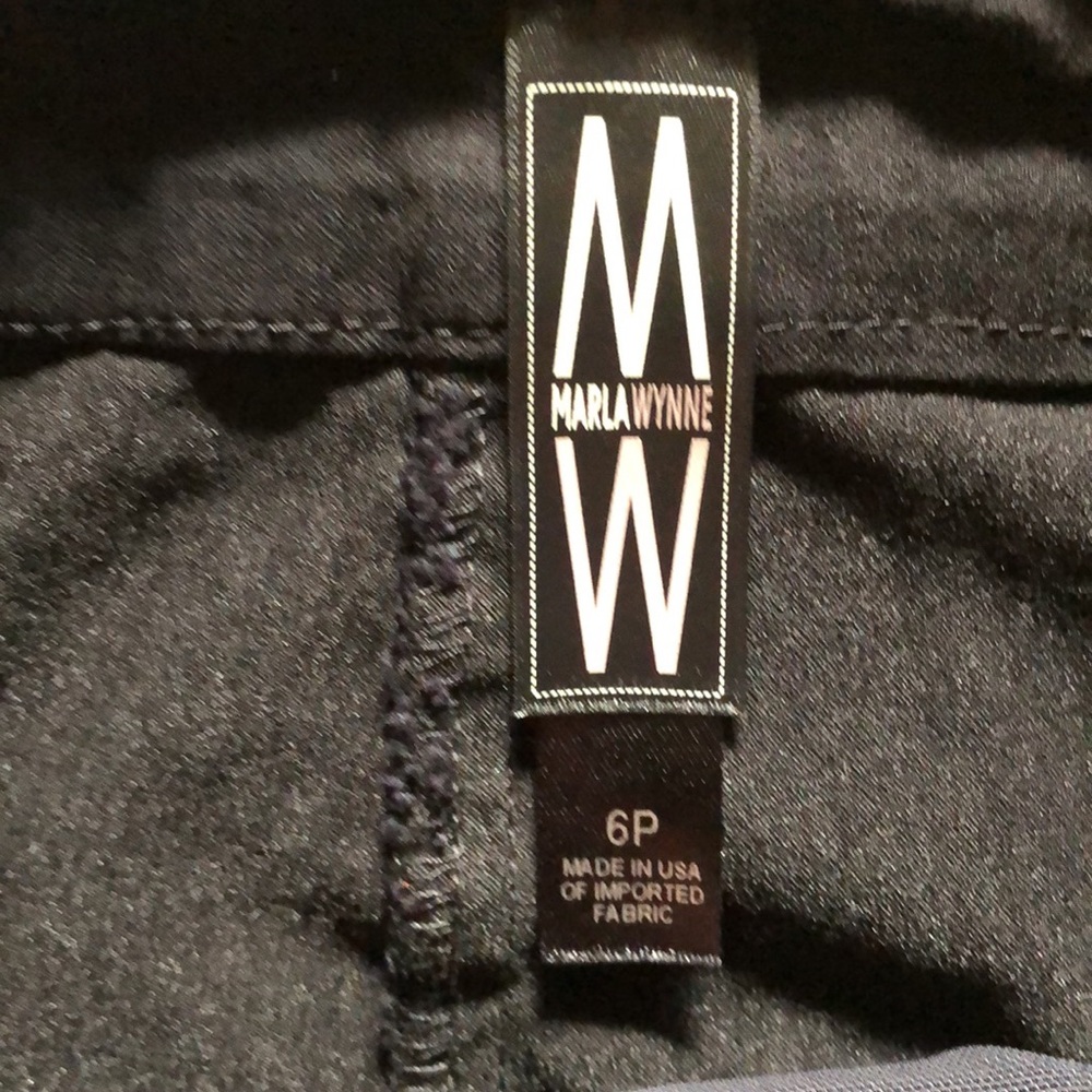 MarlaWynne Ponte Legging - Picture 2 of 4